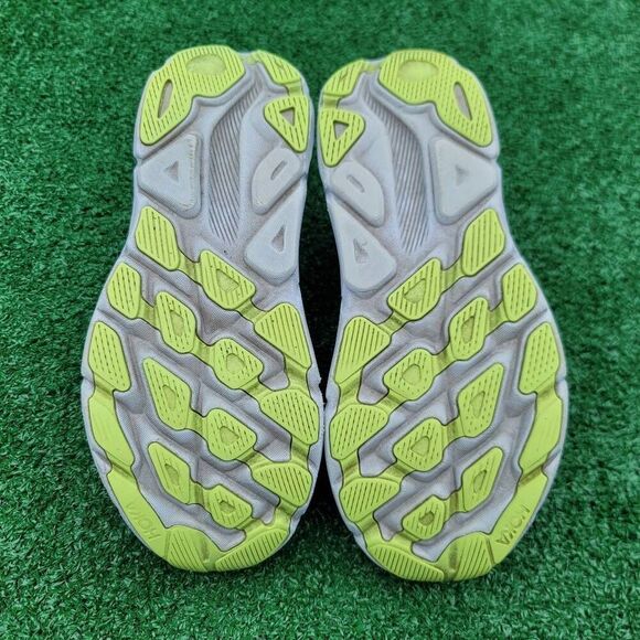 Hoka One One Clifton 9 - Women's running shoes - Size 9B - Picture 9 of 11